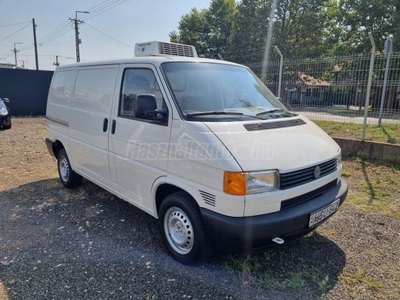 VOLKSWAGEN TRANSPORTER 2.5 7DA 1T2 +8 C Hűtős