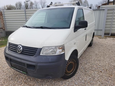 VOLKSWAGEN TRANSPORTER T5 1.9 TDI Komfort