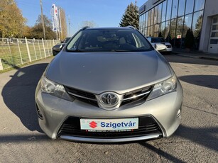 Eladó Toyota Auris - Auris