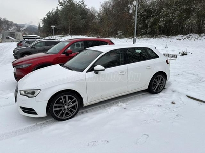 AUDI A3 Sportback 1.6 TDI Ambition S-tronic