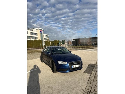 AUDI A3 Sportback 2.0 TDI Ambiente quattro S-tronic