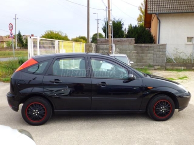 FORD FOCUS 1.8 Comfort 2ÉV VIZSGA!TOLATÓRADAR!ÚJ KUPLUNG!288.E.KM!