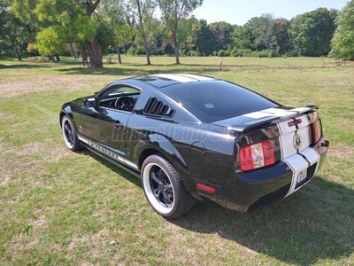 FORD MUSTANG Fastback 4.0 V6 (Automata)