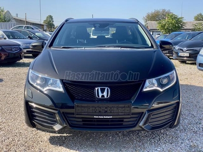 HONDA CIVIC Tourer 1.8 Elegance Sérülésmentes 1.tulaj vezetett szervizkönyv