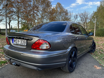 JAGUAR X-TYPE 2.2 D Sport