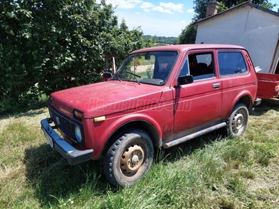 LADA NIVA 2121