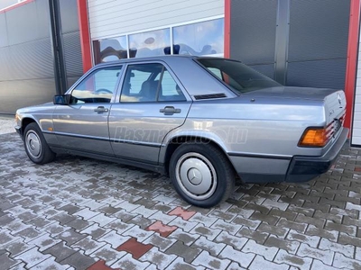 MERCEDES-BENZ 190 E 2.0 169000 Km!/Teljesen Rozsdamentes!