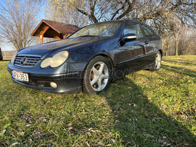 MERCEDES-BENZ C 200 Kompressor Sportcoupe