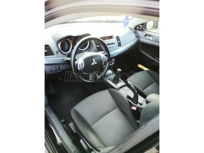 MITSUBISHI LANCER Sportback 1.8 Invite