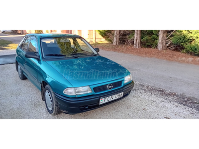 OPEL ASTRA F 1.4 SE GLS újszerű 1.4 se