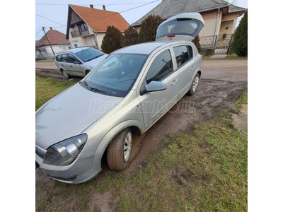 OPEL ASTRA H 1.4 Essentia