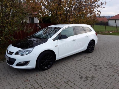 OPEL ASTRA J Sports Tourer 1.4 T Sport