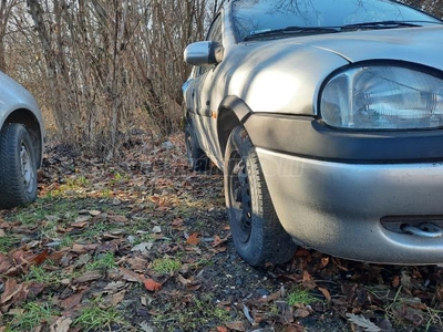 OPEL CORSA B 1.4 Swing Hátulja sérült!