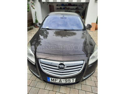 OPEL INSIGNIA 2.0 CDTI Cosmo AWD