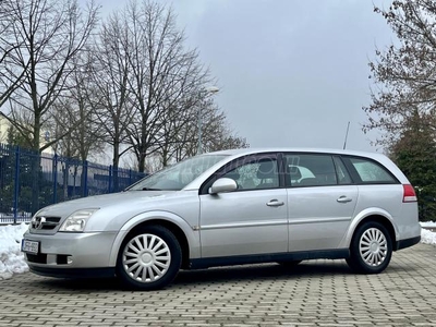 OPEL VECTRA C Caravan 1.8 Cosmo Második Tulajtól! Téli-Nyári Kerékkel!