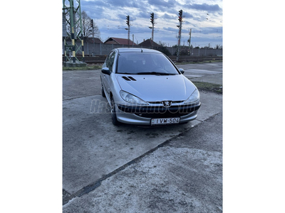 PEUGEOT 206 1.4 HDi Presence