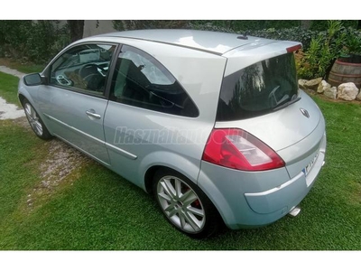 RENAULT MEGANE 1.5 dCi Dynamique