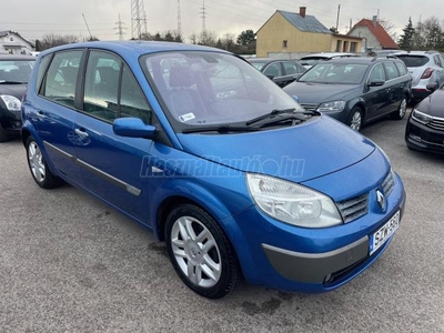 RENAULT SCENIC Scénic 1.9 dCi Privilege KEYLESS.FÉLBŐR.ÜLÉSFŰTÉS.PDC.TEMPOMAT.TÉLI-NYÁRI KERÉK