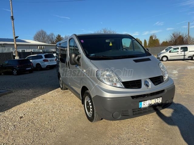 RENAULT TRAFIC 2.0 dCi L1H1P1 Passenger 166.000 KM!!!SZERVÍZKÖNYV!!!