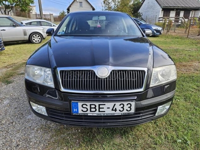 SKODA OCTAVIA 2.0 PD TDI Ambiente Magyar! Friss nagy szerviz!!! Valós KM!!!