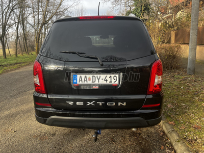 SSANGYONG REXTON 2.2 e-XDI Premium 4WD (7 személyes ) Full extra,