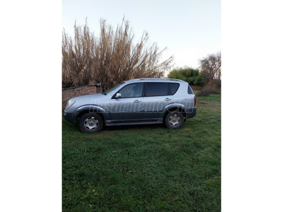 SSANGYONG REXTON 2.7 270 Xdi Premium 3