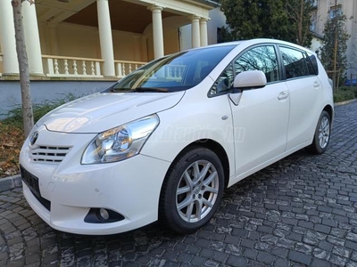 TOYOTA VERSO 1.8 Style Navi Tempomat.Tolatókamera.17 coll.Toyota szerviz végig