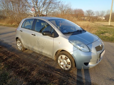 TOYOTA YARIS 1.3 Sol Ice MEGKÍMÉLT!