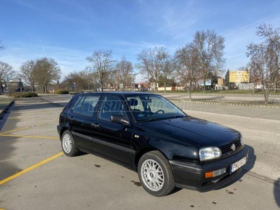 VOLKSWAGEN GOLF III 1.4 CL