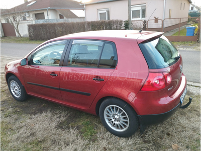 VOLKSWAGEN GOLF V 1.4 Trendline