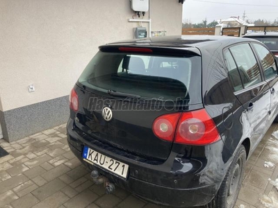 VOLKSWAGEN GOLF V 1.4 Trendline