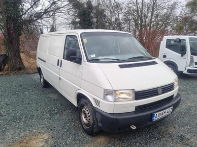 VOLKSWAGEN TRANSPORTER T4 2.5 7DH 1T2 Hosszú. vonóhorgos