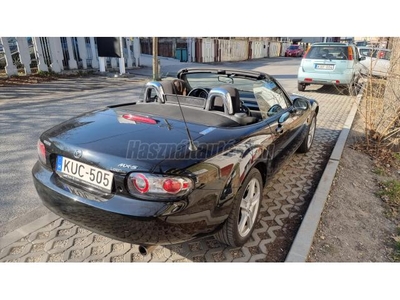 MAZDA MX-5 Coupe 1.8i 16V Revolution