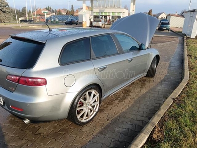 ALFA ROMEO 159 2.4 JTD 20V Q4 Sportiva