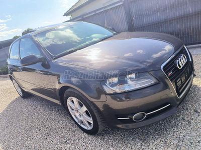 AUDI A3 2.0 TDi Ambiente quattro DPF