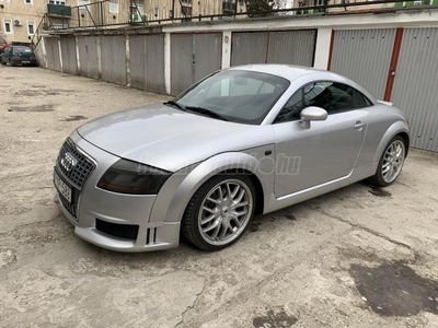 AUDI TT Coupe 1.8 T