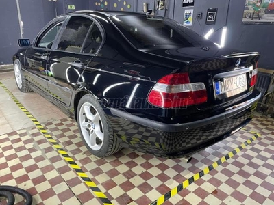 BMW 318i E46