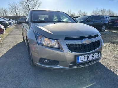 CHEVROLET CRUZE 1.6 LS Plus Klíma/Tolatóradar/4 elektromos ablak/Azonnal elvihető