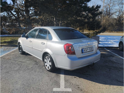 CHEVROLET LACETTI Sedan 1.4 16V Plus