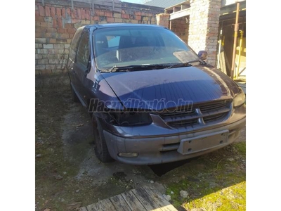 CHRYSLER VOYAGER 2.5 TD LE (7 személyes )