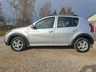 DACIA SANDERO 1.6 Stepway