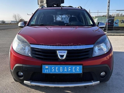 DACIA SANDERO 1.6 Stepway FRISS SZERVIZ-ÜLÉSFŰTÉS-ÁLLÓFŰTÉS-VONÓHOROG-KLÍMA