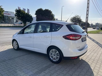 FORD C-MAX 1.5 TDCi DPF Trend / NAVI / Tempomat / Tolatóradar / Multikormány / Esőszenzor / Vez.szervízkönyv /