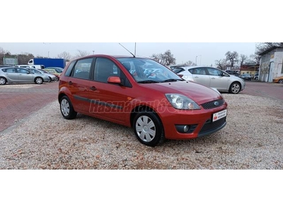 FORD FIESTA 1.4 Fresh Plus KLÍMA++FÉNY ÉS ESŐSZENZOR++SZERVÍZKÖNYV++124000KM!!!