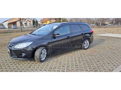 FORD FOCUS 1.0 EcoBoost '99g' Technology Normál álapotban.le szervízelve