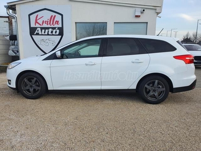 FORD FOCUS 1.5 TDCI Technology Szervizkönyv / Navigáció / Ülésfűtés / Tolatóradar / ÁFA-s számla