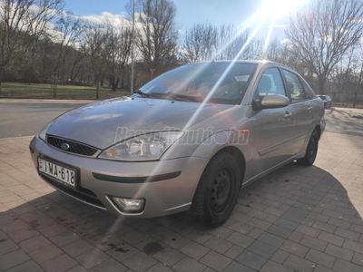 FORD FOCUS 1.6 Ghia