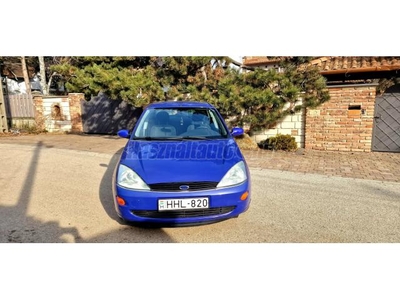 FORD FOCUS 1.6 Ghia Rendkívű Megkímélt Állapot Működő klíma Vonóhorog Téli + Nyári gumival!!