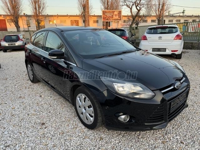 FORD FOCUS 1.6 TDCi Titanium Econetic 88g NAVI/2XRADAR/BEPARKOLÁS/DIGIT KLÍMA/TEMPOMAT