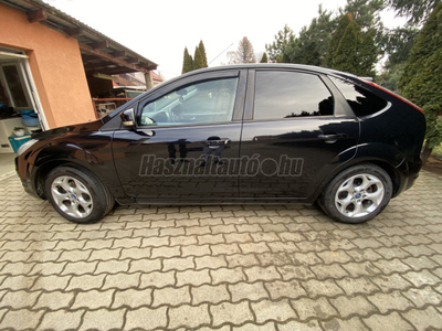 FORD FOCUS 1.6 Trend